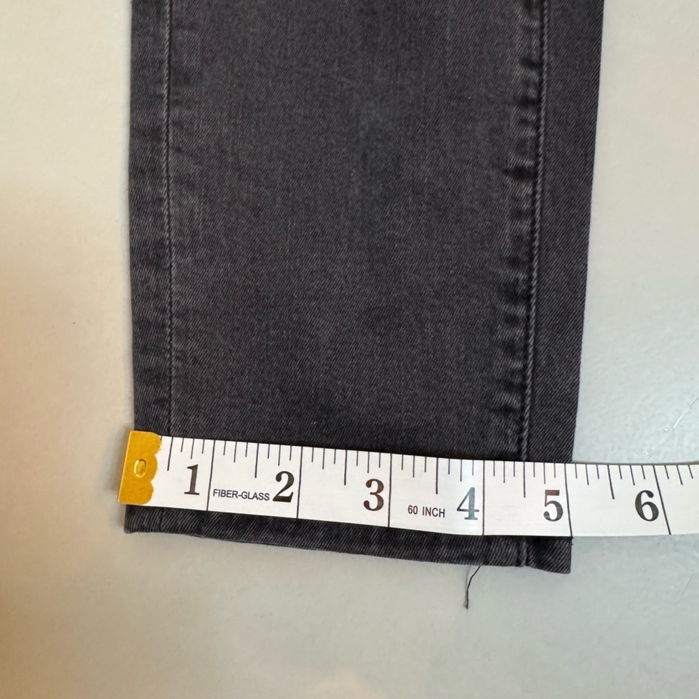 Etienne Marcel Distressed Grey Jeans w/ Red Zipper Detail – Size 29 - Picture 15 of 17